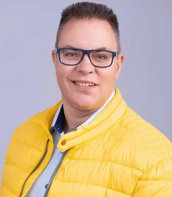 Porträt von Torsten Rarrasch (Mecklenburgische Versicherung) Porträt von Torsten Rarrasch (Mecklenburgische Versicherung)