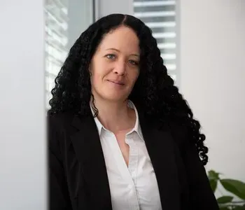 Porträt von Bianca-Kim Foelscher-Wengenroth (Mecklenburgische Versicherung)