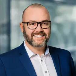 Porträt von Alexander Foelscher (Mecklenburgische Versicherung)