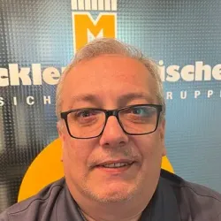 Porträt von Alexander Neumann (Mecklenburgische Versicherung)