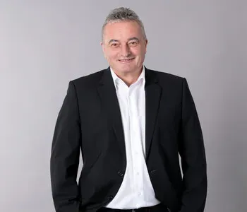 Porträt von Wolfgang Schwab (Mecklenburgische Versicherung) Porträt von Wolfgang Schwab (Mecklenburgische Versicherung)