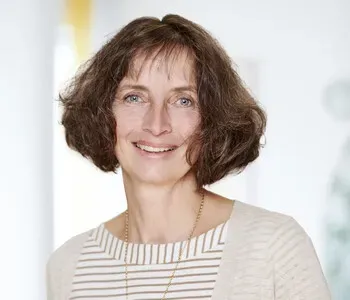 Porträt von Anette Schmidt (Mecklenburgische Versicherung)