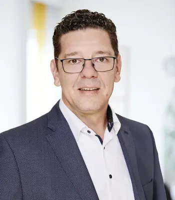 Porträt von Alexander Skalitzki (Mecklenburgische Versicherung) Porträt von Alexander Skalitzki (Mecklenburgische Versicherung)