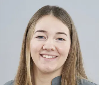 Porträt von Sandra Cankaya (Mecklenburgische Versicherung)