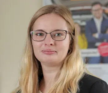 Porträt von Kesryn Melms (Mecklenburgische Versicherung) Porträt von Kesryn Melms (Mecklenburgische Versicherung)