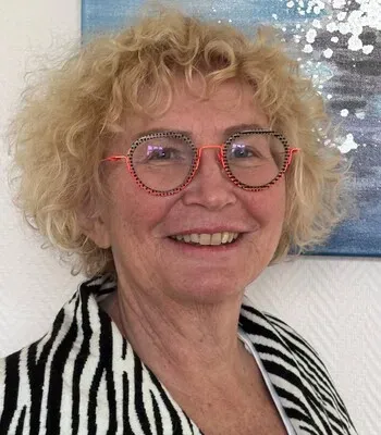 Porträt von Andrea Lembke (Mecklenburgische Versicherung)