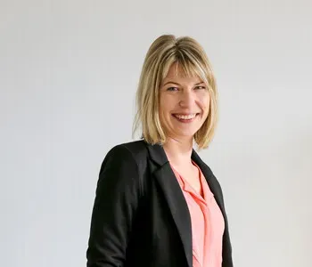 Porträt von Annekathrin Rohrsen (Mecklenburgische Versicherung)