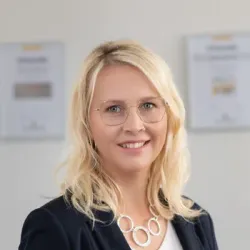 Porträt von Andrea Nowitzki (Mecklenburgische Versicherung)