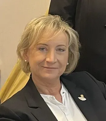 Porträt von Anke Pöttner (Mecklenburgische Versicherung)