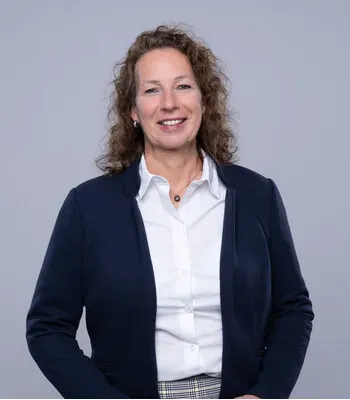 Porträt von Annett Tiedtke (Mecklenburgische Versicherung)