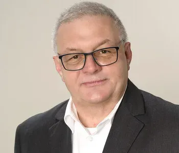 Porträt von Klaus Römhild (Mecklenburgische Versicherung) Porträt von Klaus Römhild (Mecklenburgische Versicherung)