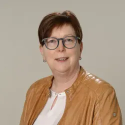 Porträt von Annette Bittorf (Mecklenburgische Versicherung)