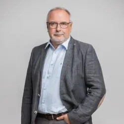 Porträt von Axel Hartmann (Mecklenburgische Versicherung)