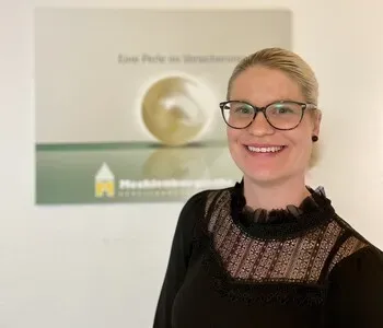 Porträt von Jennfier Siepker-Meiners (Mecklenburgische Versicherung) Porträt von Jennfier Siepker-Meiners (Mecklenburgische Versicherung)