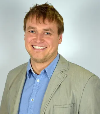 Porträt von Benjamin Albrecht (Mecklenburgische Versicherung) Porträt von Benjamin Albrecht (Mecklenburgische Versicherung)