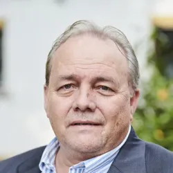 Porträt von Bernd Mansky (Mecklenburgische Versicherung)