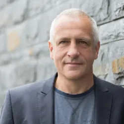 Porträt von Bernd Stettinius (Mecklenburgische Versicherung)