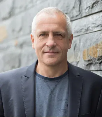 Porträt von Bernd Stettinius (Mecklenburgische Versicherung)