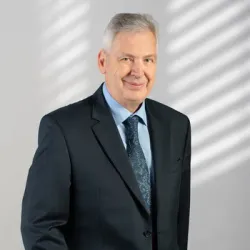 Porträt von Bernhard Holz (Mecklenburgische Versicherung)