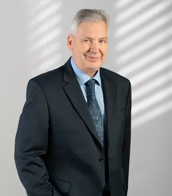 Porträt von Bernhard Holz (Mecklenburgische Versicherung)