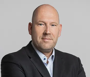 Ronny Dietrich, Außendienst und Vertrieb, Bezirksdirektion Dresden