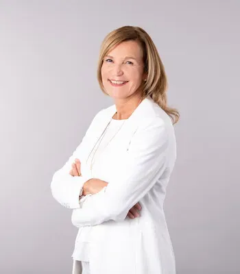 Porträt von Carmen Schlosser (Mecklenburgische Versicherung) Porträt von Carmen Schlosser (Mecklenburgische Versicherung)