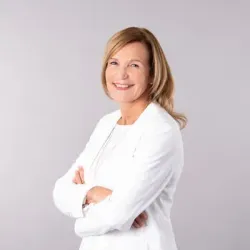 Porträt von Carmen Schlosser (Mecklenburgische Versicherung)