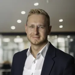 Porträt von Christian Strübing (Mecklenburgische Versicherung)