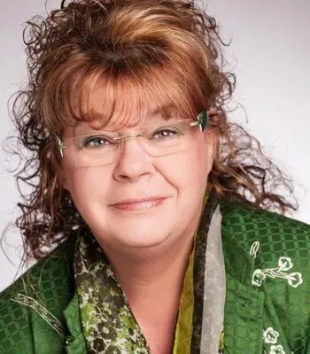 Porträt von Christine Grundmann (Mecklenburgische Versicherung) Porträt von Christine Grundmann (Mecklenburgische Versicherung)