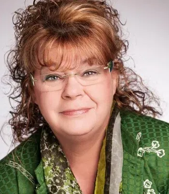 Porträt von Christine Grundmann (Mecklenburgische Versicherung) Porträt von Christine Grundmann (Mecklenburgische Versicherung)