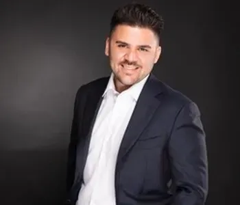 Porträt von Serkan Kacan (Mecklenburgische Versicherung)