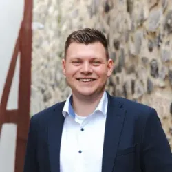 Porträt von Colin Greb (Mecklenburgische Versicherung)