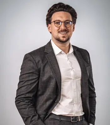 Porträt von Daniel Prinz (Mecklenburgische Versicherung)