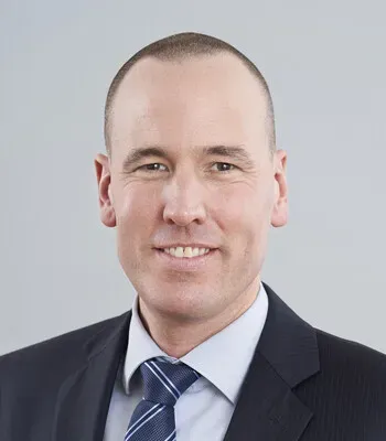 Porträt von Dennis Brandt (Mecklenburgische Versicherung)