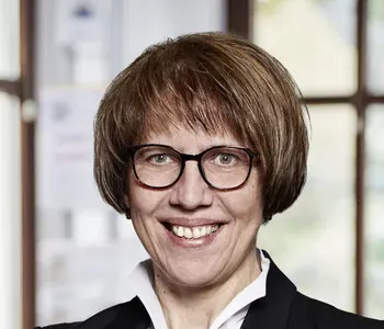 Porträt von Petra Schneider (Mecklenburgische Versicherung)