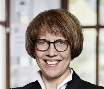 Porträt von Petra Schneider (Mecklenburgische Versicherung)