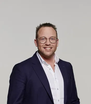 Porträt von Dennis Palmer (Mecklenburgische Versicherung) Porträt von Dennis Palmer (Mecklenburgische Versicherung)