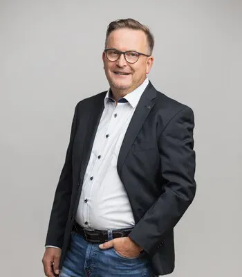 Porträt von Detlef Neubert (Mecklenburgische Versicherung) Porträt von Detlef Neubert (Mecklenburgische Versicherung)