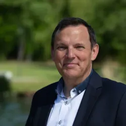 Porträt von Dirk Bradatsch (Mecklenburgische Versicherung)