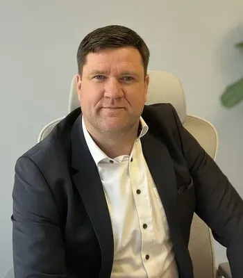 Porträt von Dirk Laeven (Mecklenburgische Versicherung)