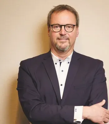 Porträt von Dirk Mademann (Mecklenburgische Versicherung) Porträt von Dirk Mademann (Mecklenburgische Versicherung)