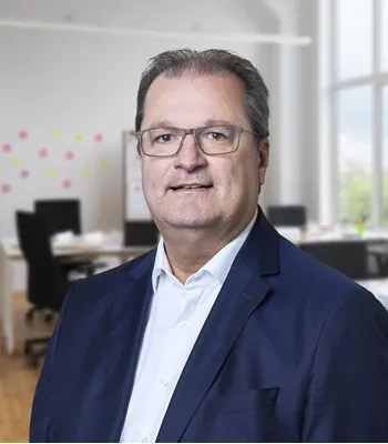 Porträt von Dirk Rath (Mecklenburgische Versicherung)