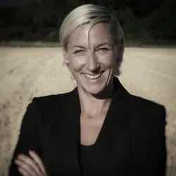 Porträt von Ellen Krämer (Mecklenburgische Versicherung)