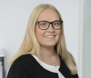 Porträt von Sabrina Düring (Mecklenburgische Versicherung)