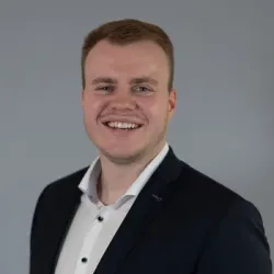 Porträt von Fabian Warm (Mecklenburgische Versicherung)