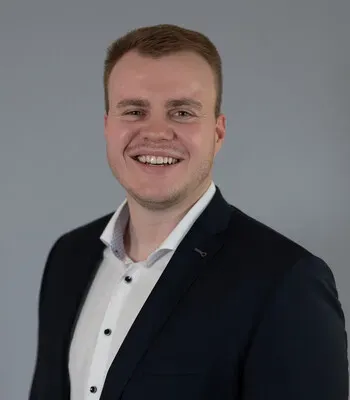 Porträt von Fabian Warm (Mecklenburgische Versicherung) Porträt von Fabian Warm (Mecklenburgische Versicherung)