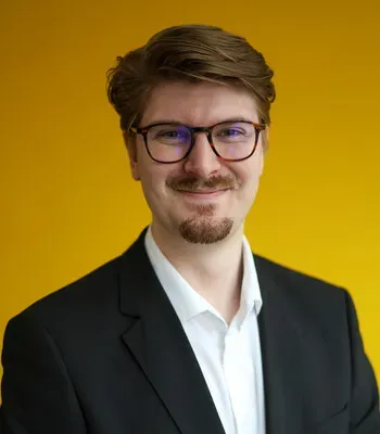 Porträt von Fabio-Lee Heinrich (Mecklenburgische Versicherung)