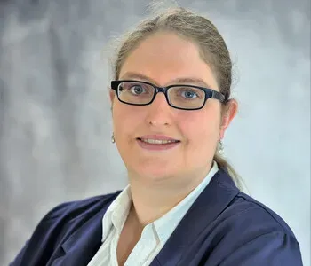 Porträt von Sarah Metzner (Mecklenburgische Versicherung)