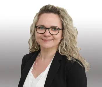 Porträt von Peggy Broda-Tornehl (Mecklenburgische Versicherung)
