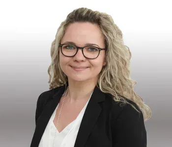 Porträt von Peggy Broda-Tornehl (Mecklenburgische Versicherung)